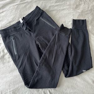 Alo Yoga Black Urban Moto Sweatpants - Size XS